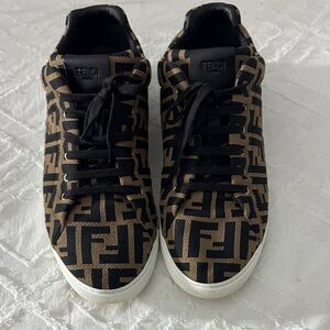 Fendi Black & Brown Logo Low-Top Sneakers